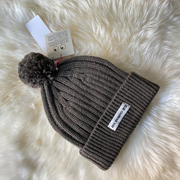 Anya Hindmarch x Uniqlo Heattech Beanie - Unisex - Olive - Picture 2 of 9